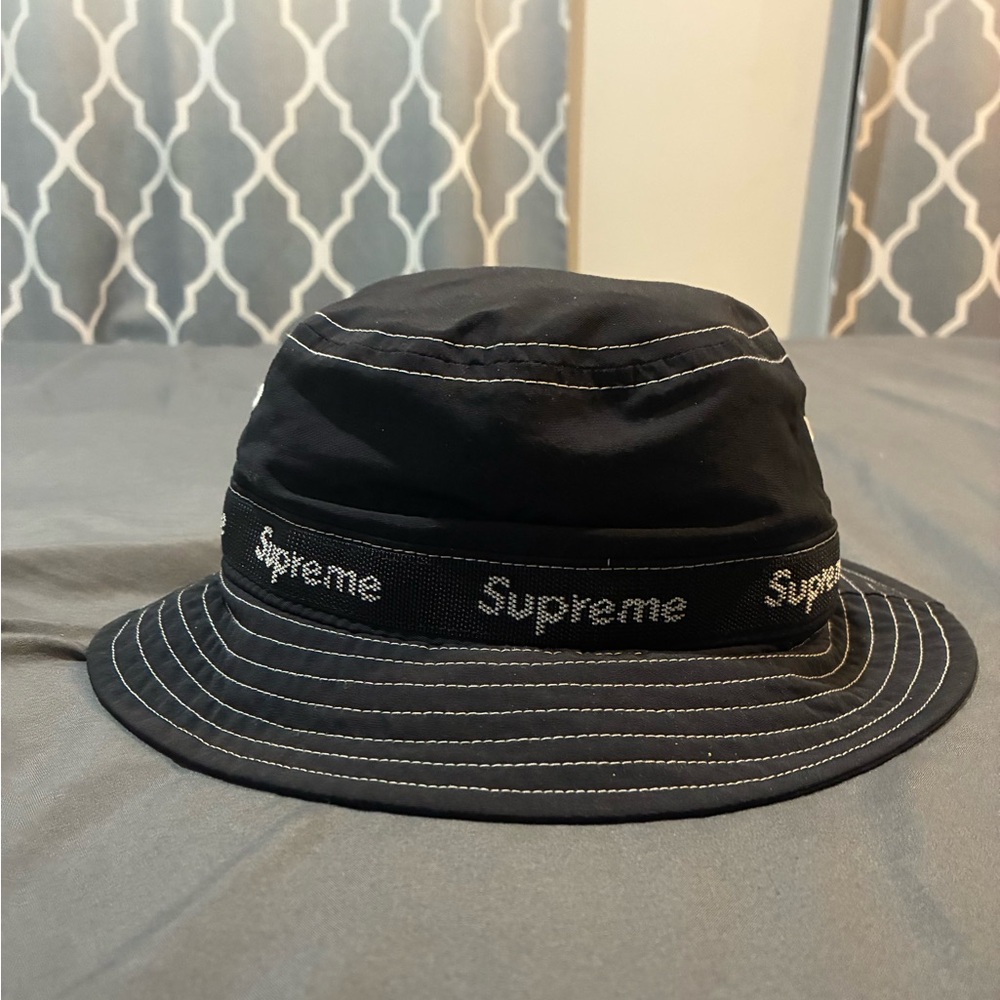 Supreme webbing crusher bucket hat